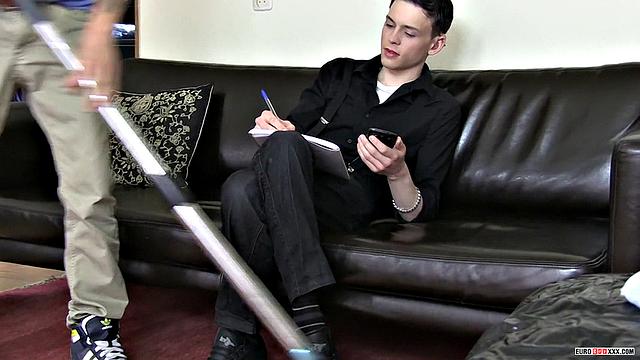 Aaron Aurora & Steve Agostina Steamy Encounter