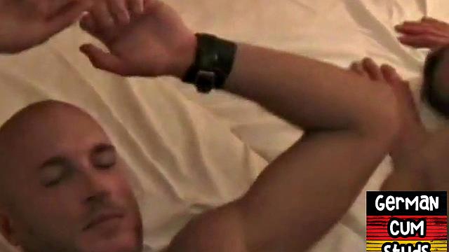 German amateur bottom barebacked in 3some while getting sucked