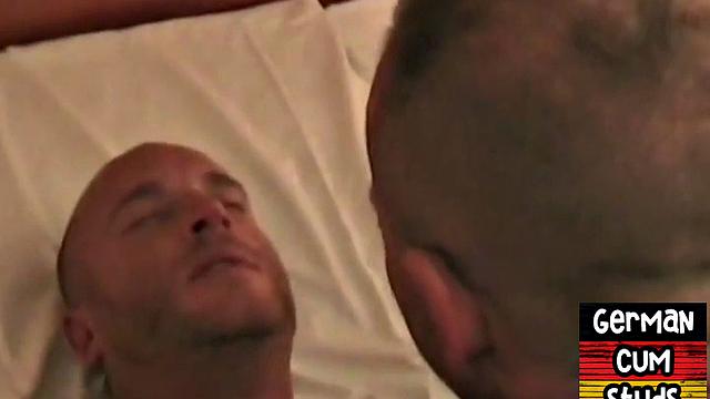 German amateur bottom barebacked in 3some while getting sucked