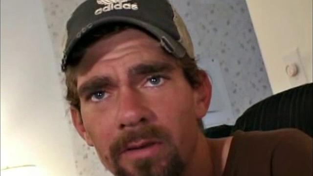 опытная зрелая доводит джонни до мощного оргазма рукой