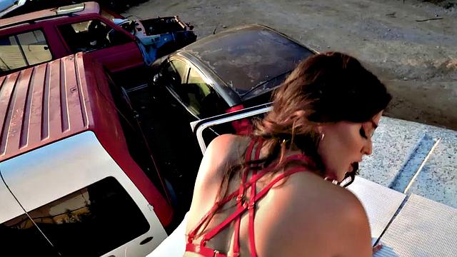 Nice dick pounds wet pussy hole of cock-riding babe in doggystyle