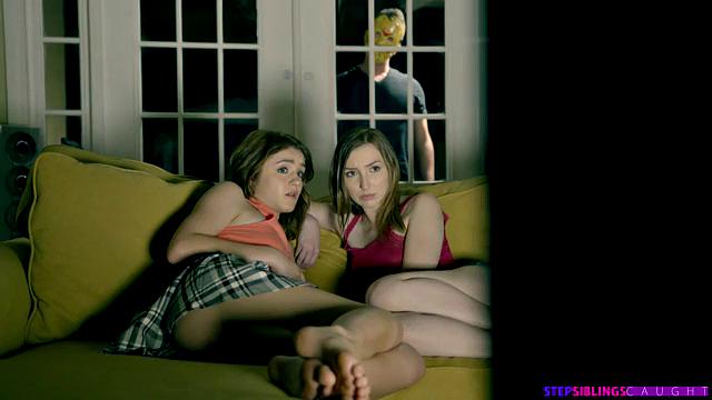 Грэйси и Розалин разрушают страхи в диком хеллоуинском тройничке