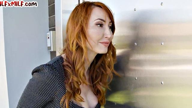 Busty lesbo MILF facesitting in 3some after foreplay