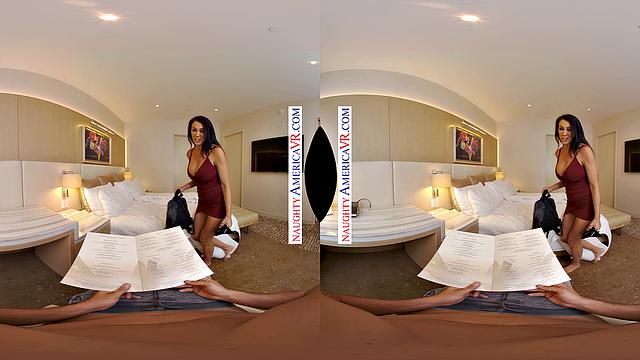 Смотри, как зрелая реаганраян делает минет и трахается по-взрослому.