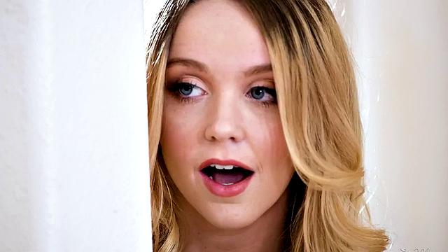 Lez bitches love eating pussies in threesome while fingering