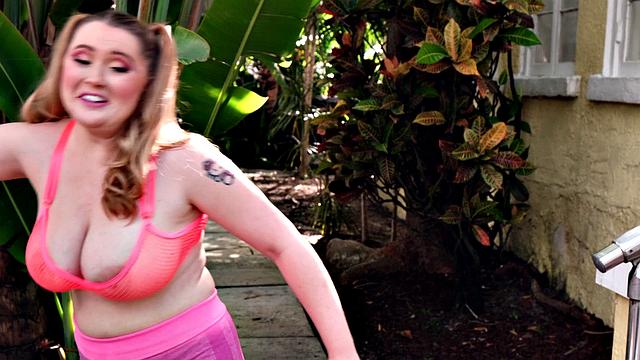 Sexercise With Busty Emma Shay