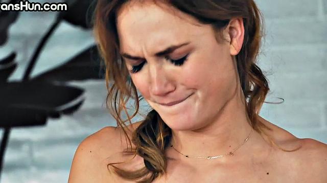 Perv Trans lets hairy GF facesit after teasing