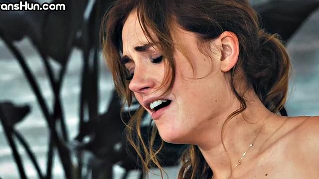 Perv Trans lets hairy GF facesit after teasing