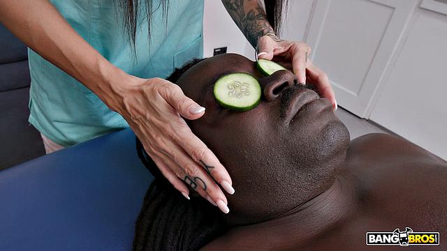 Big Tits & Ass Massage