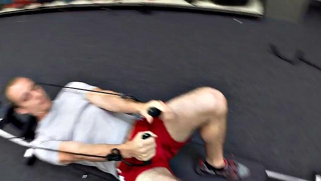 Straight jock agrees to ride