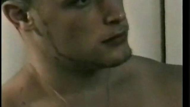 Винни отсасывает у "гетеро" парня - ага, типа он прямой!