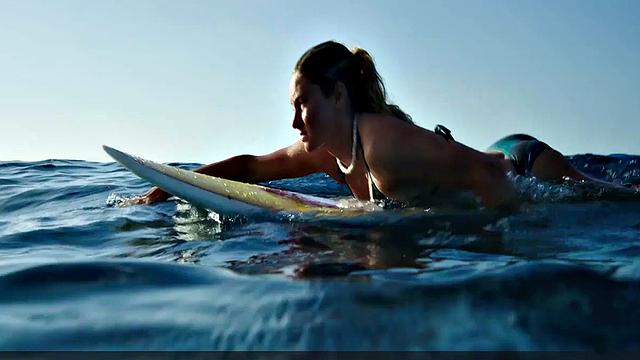 Shailene Woodley exposing body