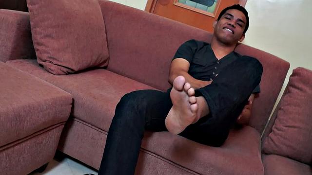 Gay Asian twink Carlo gives an intimate view of his Asian boy feet. He strips, teases a bit, then lays back and wanks out his cum load.