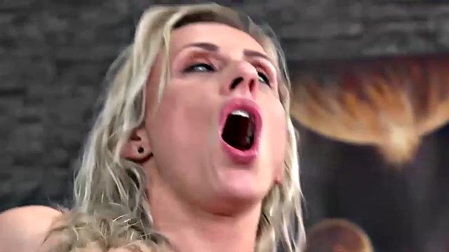 Therapist Fucks And Pees With Client