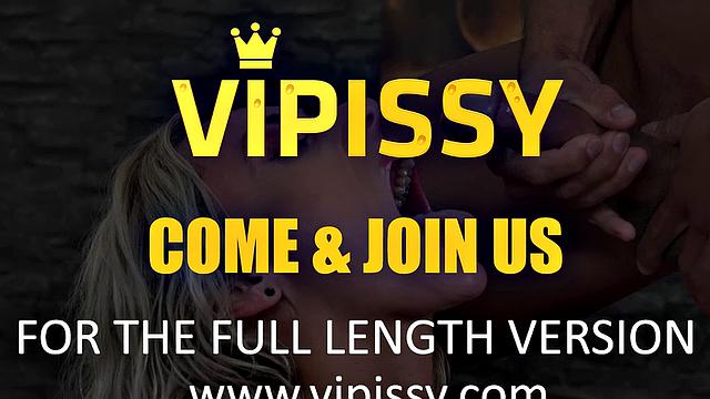 Therapist Fucks And Pees With Client