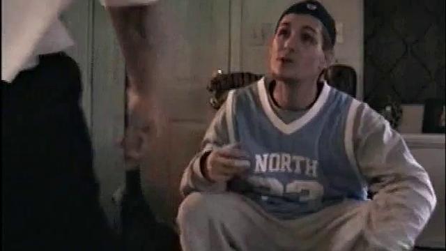 Тони дрочит за деньги и шутит над своей работой