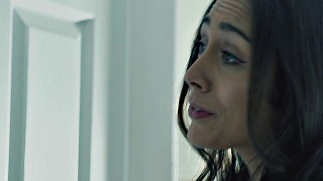 Beauty and the Priest E1