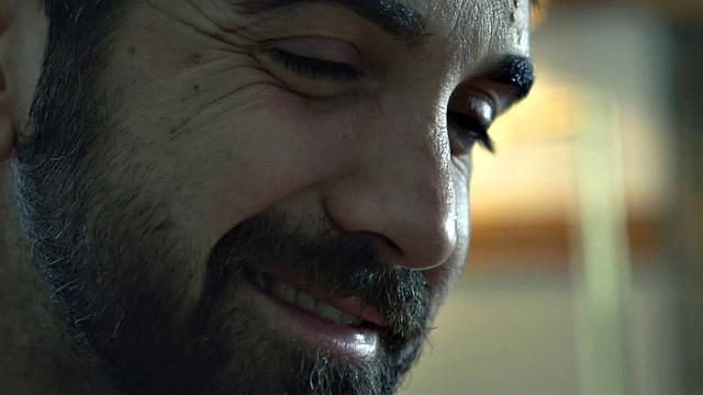 Beauty and the Priest E1