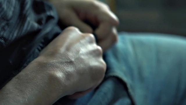 Beauty and the Priest E1