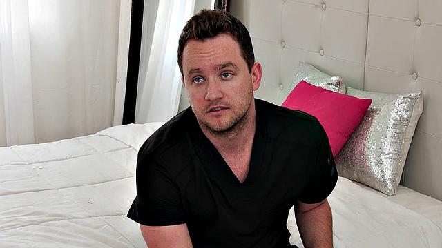 Olivia Austin Busty Blonde MILF Wants a Pussy Massage From Van Wylde Hardcore