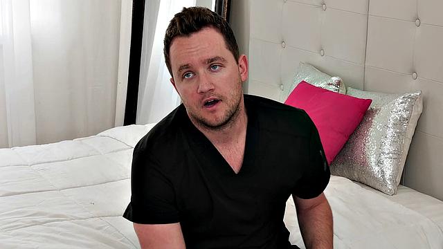 Olivia Austin Busty Blonde MILF Wants a Pussy Massage From Van Wylde Hardcore