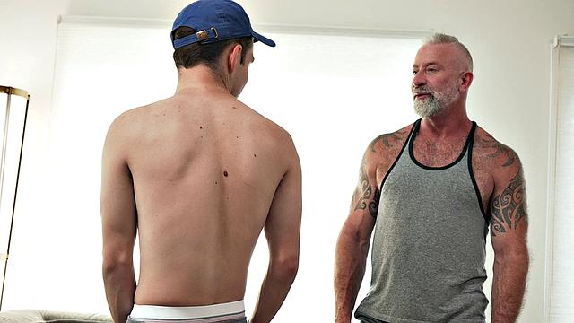 Hairy old DILF drilled by skinny twink in action