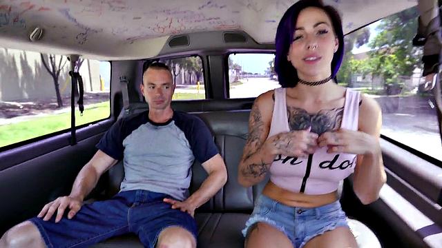 Kinky pornstar gets her tight ass drilled in van for cash