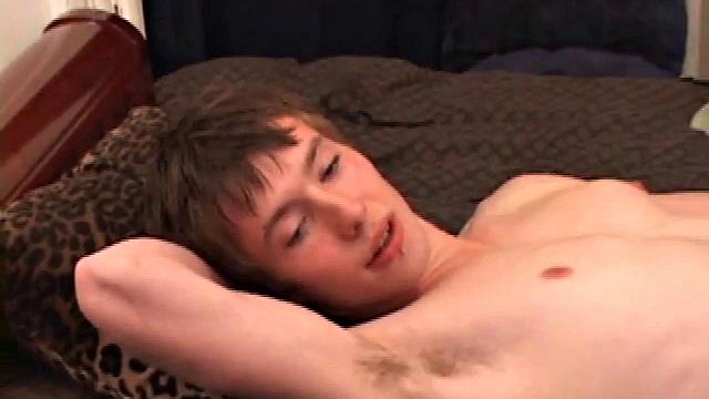 Andrew Patterson Masturbates