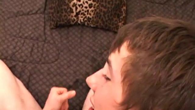 Andrew Patterson Masturbates