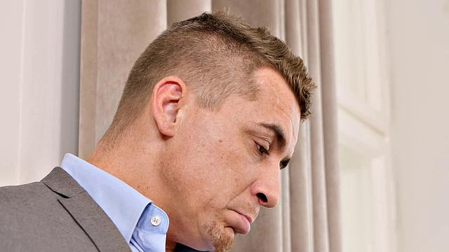 RIM4K. Shopaholic believes rimming will calm the angry husband