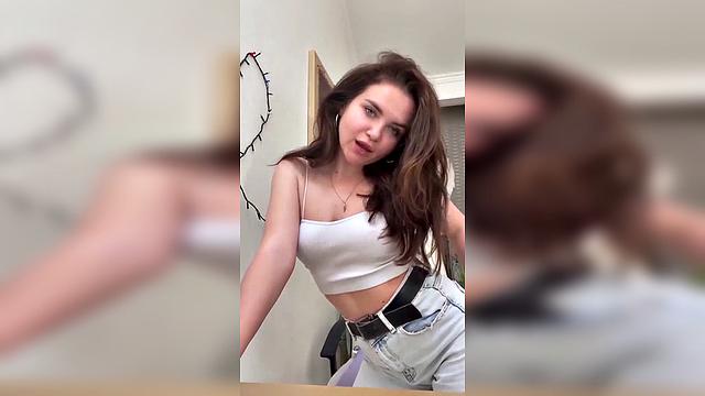 croptop petite prettygirlsclub