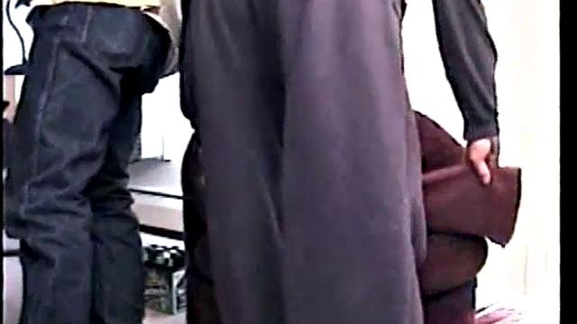 Giving Straight Boy Johnny a Head