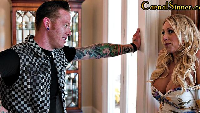 Big-titted MILF gets pussy destroyed in affair