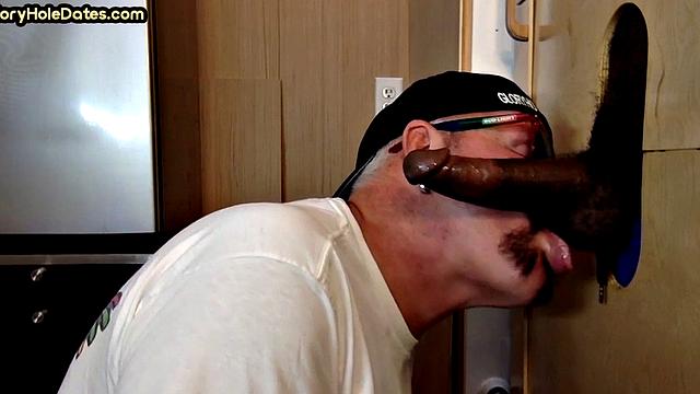 DILF deepthroats gloryhole cock of his BF