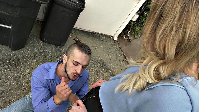 Big boobs tgirl blown before barebacked until jizzing