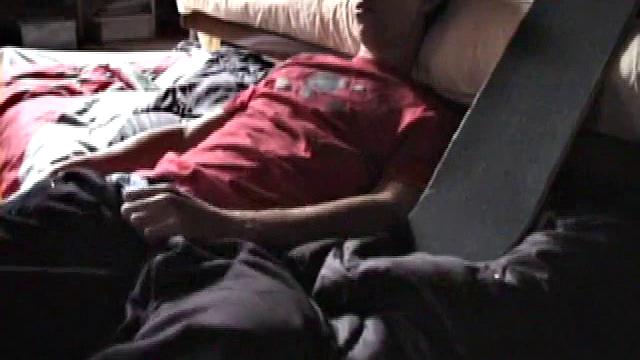 Jayden Parks his skateboard and lies down in front of the camera to begin his jerk off. Getting to his favorite spot, he begins rubbing himself, before releasing his hard dick.