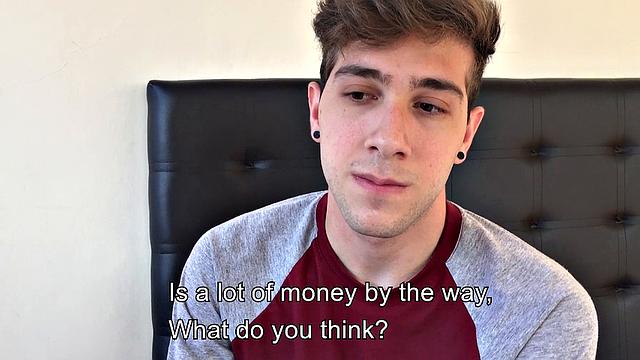 латинский красавец доводит соседа до оргазма за деньги