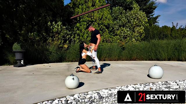 21 SEXTURY - Busty Sasha Rose Is Ready To Take A Hard Cock In Her Tiny Ass!