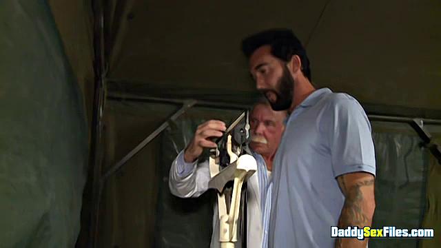 Army Cum For Dr. Reynolds - Tom Nero, Scott Reynolds & Bryan Slater