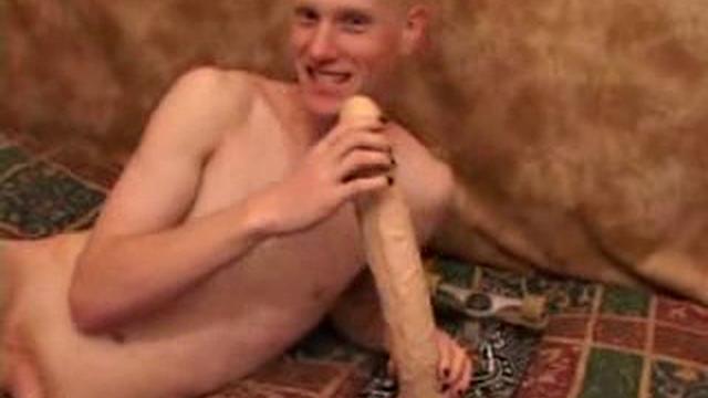 Amateur Dildo Jacking