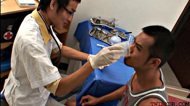 Ripped asian barebacked by doctor