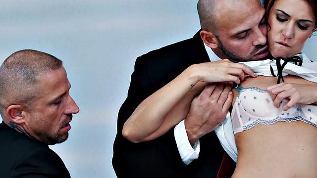 Babe sucks boyfriend in this erotic threesome