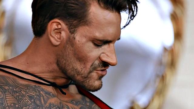 Gay dude fucks perverted stud in asshole in missionary