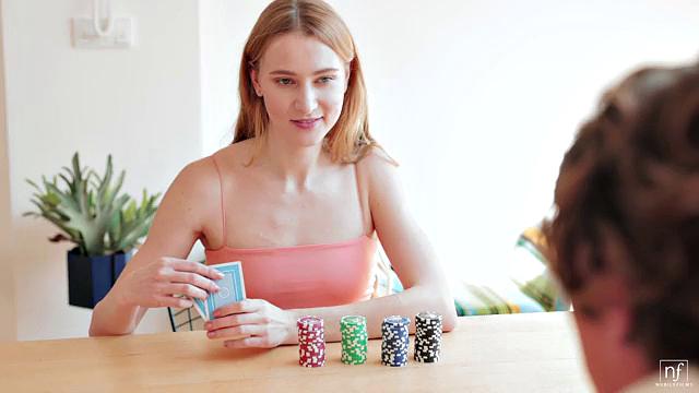 Coming Out On Top - S46:E19