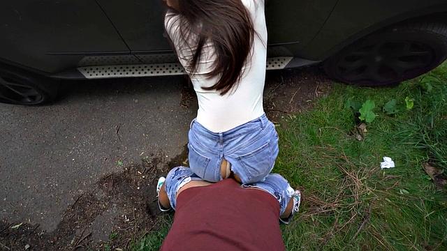 Public lady fucked outdoors by big cock in wet pussy