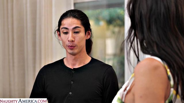 Big tit Milf Reagan Foxx burns off calories by banging her son's athletic friend