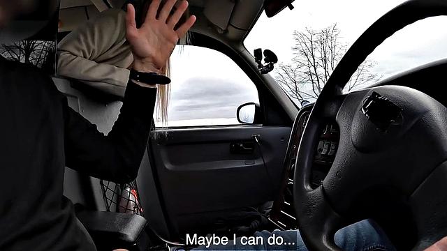 Amateur taxi babe in pantyhose fucked outdoors by taxi driver