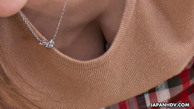 Mayumi Sakanishi gets her son's teacher in her home today to fuck