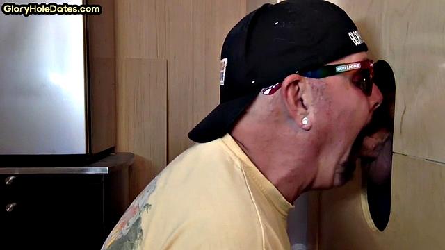 Gloryhole DILF sucks cock at home in homemade oral