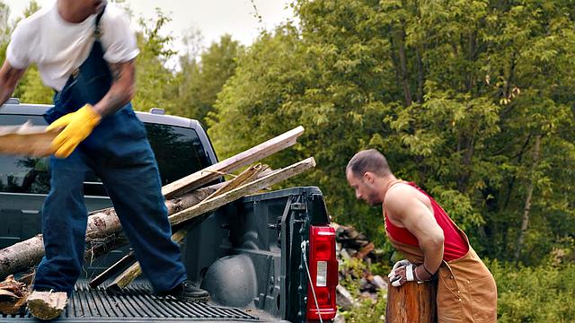 HETEROFLEXIBLE - It's Not Gay If It's Only 1 Time! Farmer Zack Mackay Is Doggy Fucked By Patron